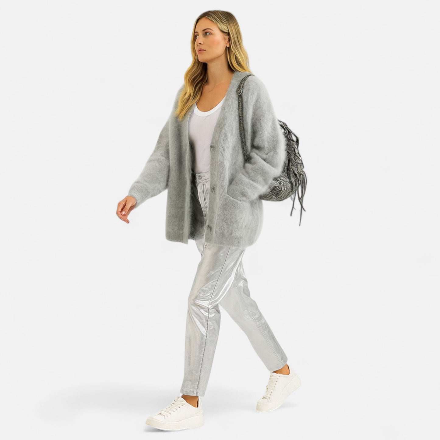 Old Monarchy | Women’s Classic Knit V-Neck Cardigan