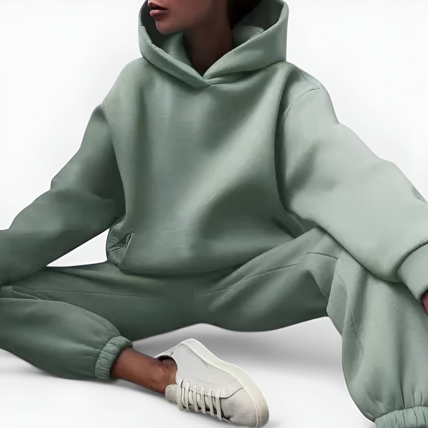 Old Monarchy | Women’s Two-Piece Lounge Tracksuit – Hooded Sweatshirt & Trousers