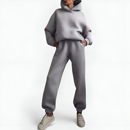 Old Monarchy | Women’s Two-Piece Lounge Tracksuit – Hooded Sweatshirt & Trousers