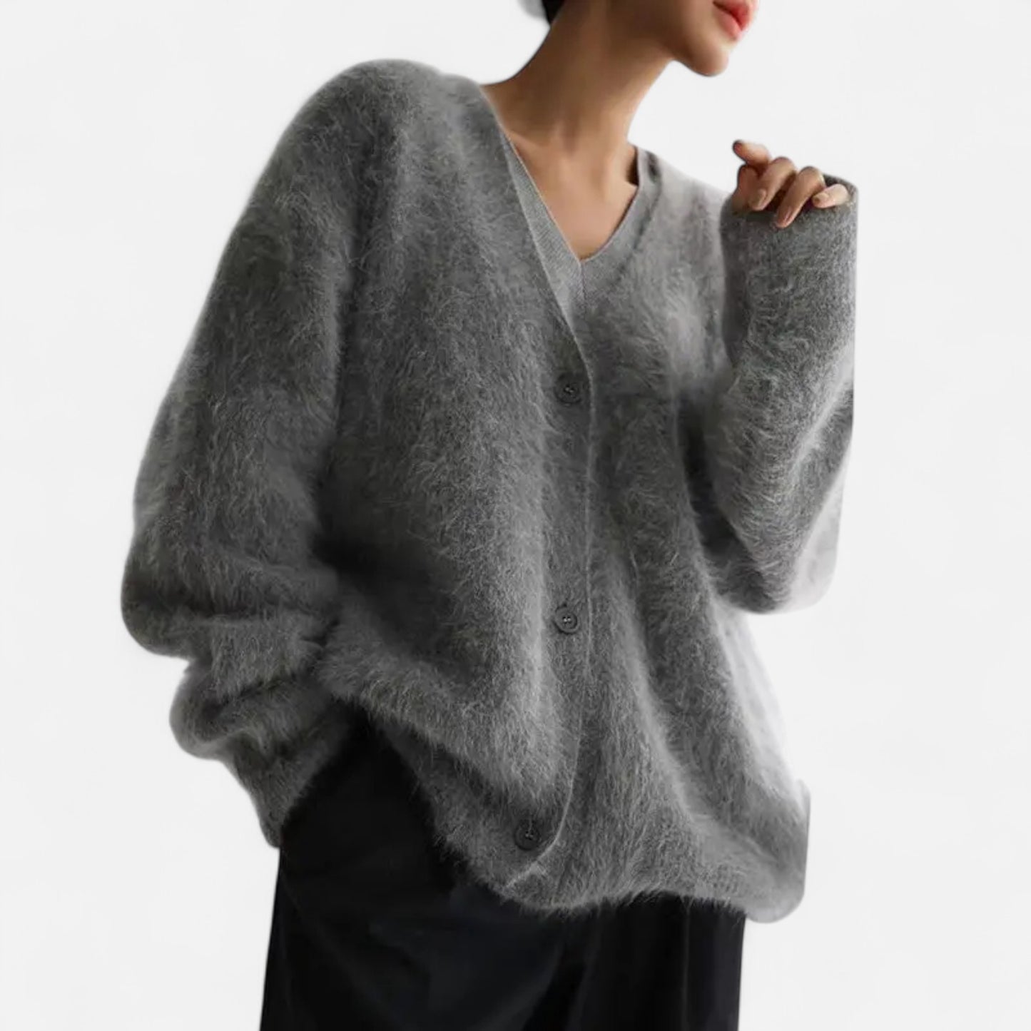 Old Monarchy | Women’s Classic Knit V-Neck Cardigan