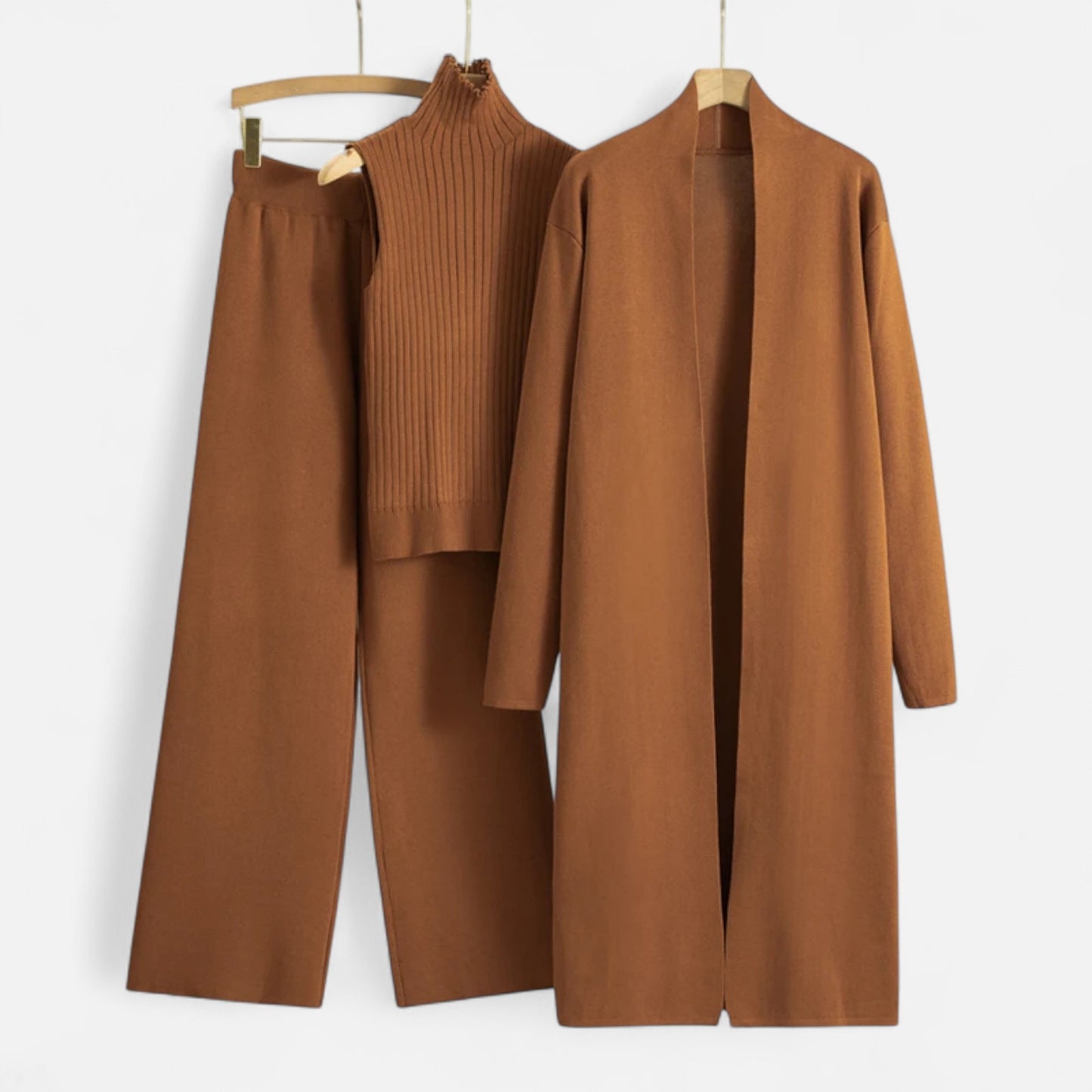 Old Monarchy | Women’s Heritage Three-Piece Set